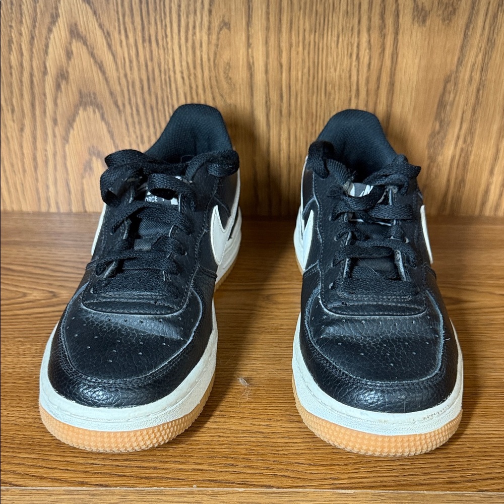 Nike Air Force 1 Low in great condition - Picture 3 of 8